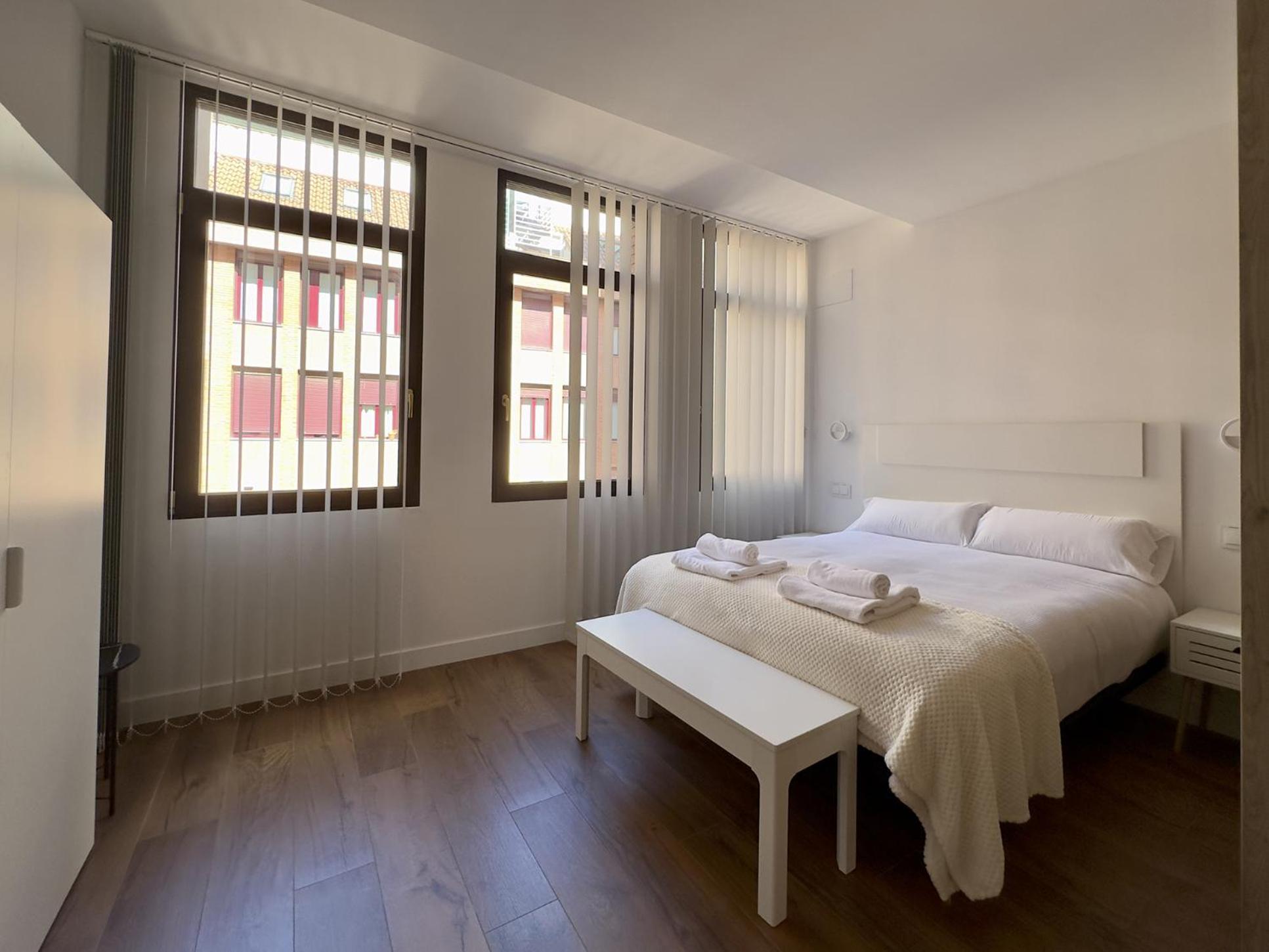 Apartamentos Alfisa Puerta Del Sol — Fotos 1